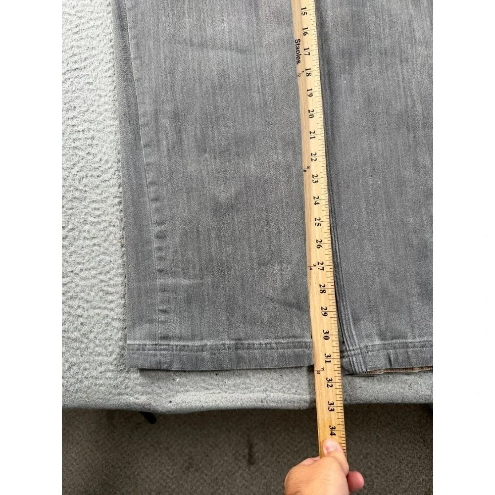 Duluth Trading Co Ballroom Double Flex Jeans Mens 40x31 Gray Straight Leg